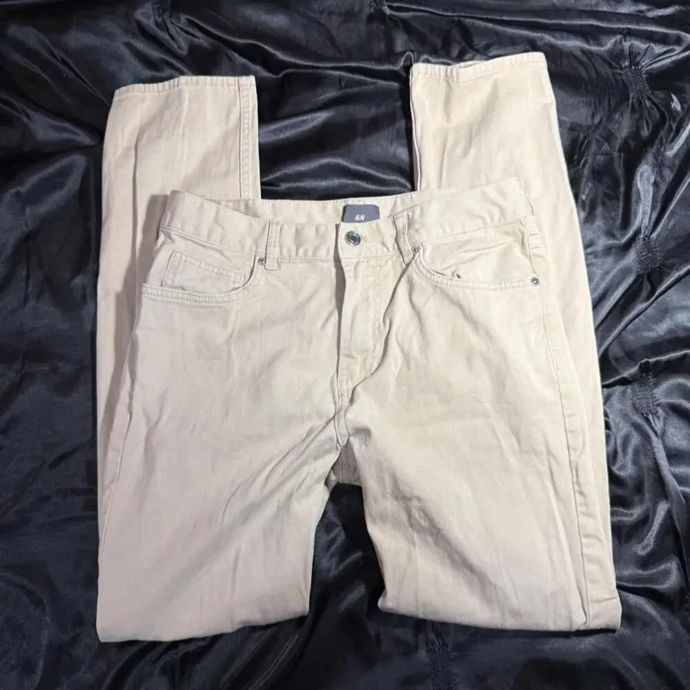 H&M slim fit beige chino pants